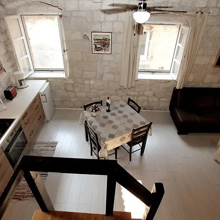 Tragurium Apartment